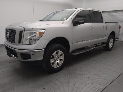 2019 Nissan Titan SV