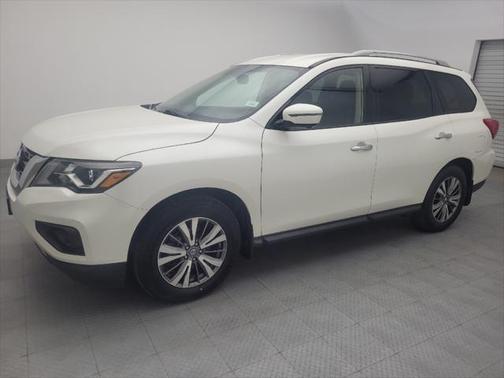 2019 Nissan Pathfinder SL