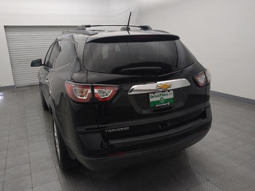 Tungsten Metallic 2017 Chevrolet Traverse 1LT