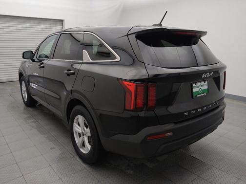 2022 Kia Sorento LX