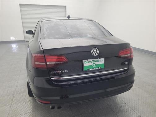 2017 Volkswagen Jetta 1.8T SEL Premium