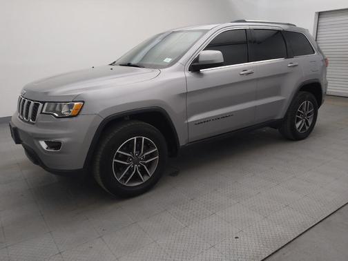 2020 Jeep Grand Cherokee Laredo