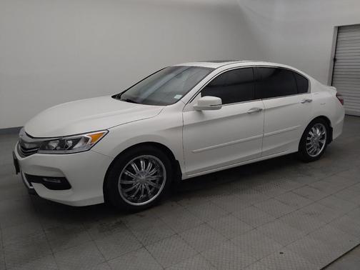 2017 Honda Accord EX-L w/Navigation & Honda Sensing