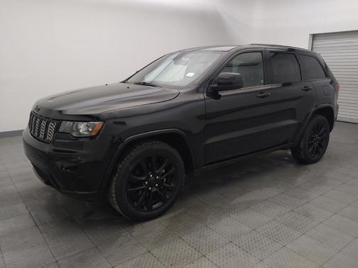 2017 Jeep Grand Cherokee Altitude