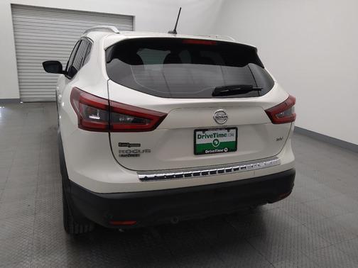 2020 Nissan Rogue Sport SV