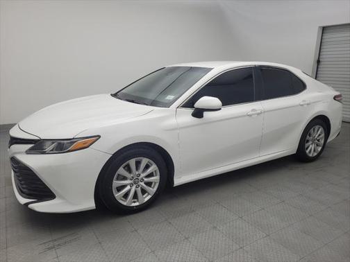 2019 Toyota Camry LE