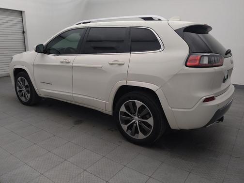 2019 Jeep Cherokee Overland