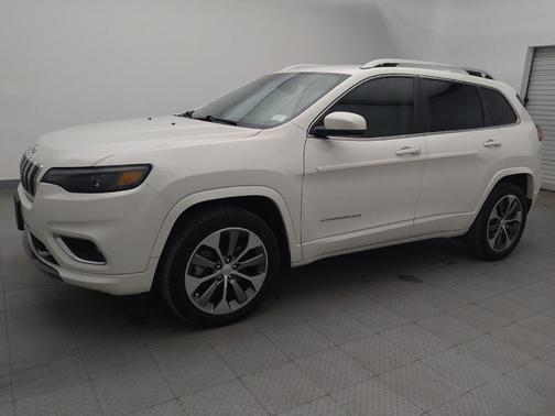 2019 Jeep Cherokee Overland