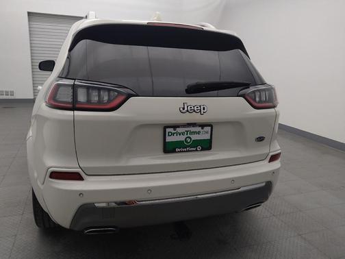 2019 Jeep Cherokee Overland