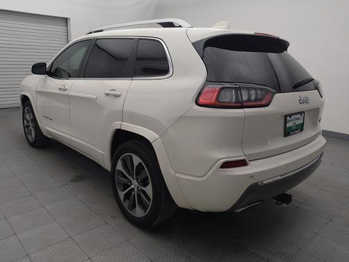 2019 Jeep Cherokee Overland