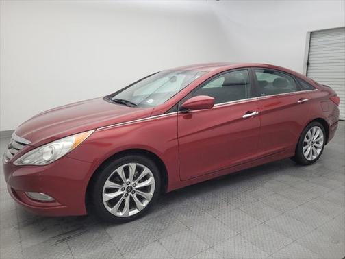 2013 Hyundai SONATA SE