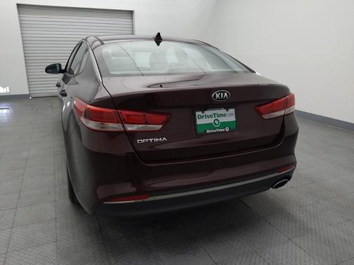 2017 Kia Optima LX