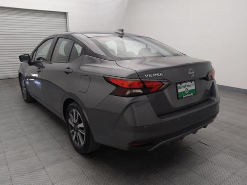 2023 Nissan Versa 1.6 SV