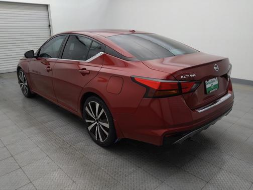 2021 Nissan Altima SR FWD