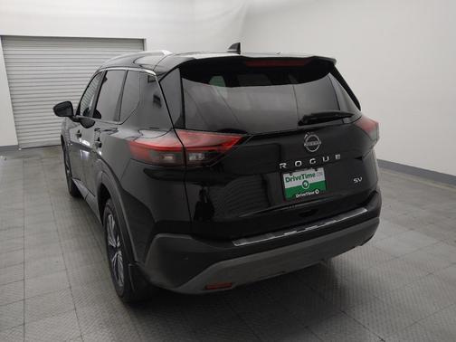 Super Black 2022 Nissan Rogue SV