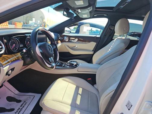2017 Mercedes-Benz E-Class E 300 4MATIC
