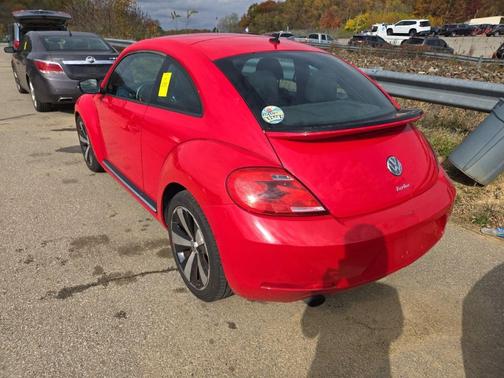 2012 Volkswagen Beetle Base