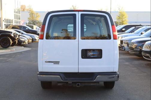 2011 Chevrolet Express 2500 Work Van