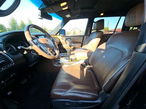 2017 INFINITI QX80 Limited
