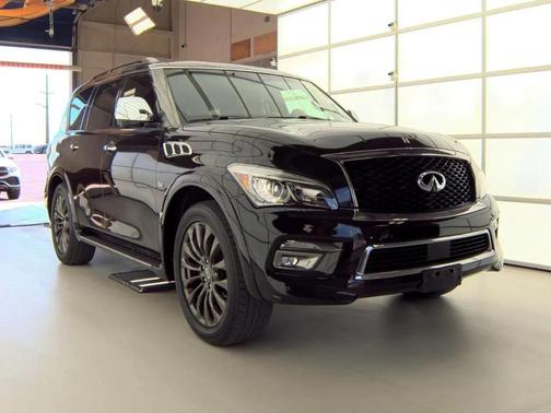 2017 INFINITI QX80 Limited