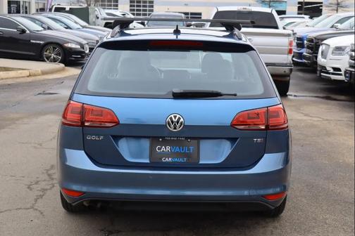 2016 Volkswagen Golf SportWagen TSI S 4-Door