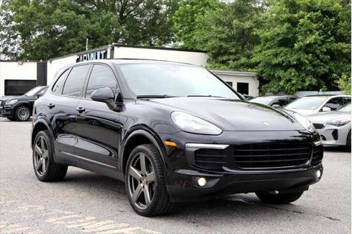2017 Porsche Cayenne Platinum Edition