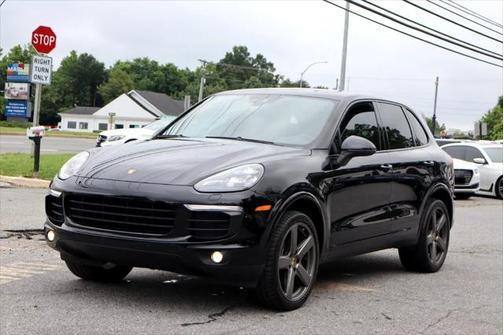 2017 Porsche Cayenne Platinum Edition