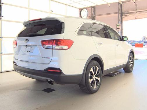 2016 Kia Sorento EX