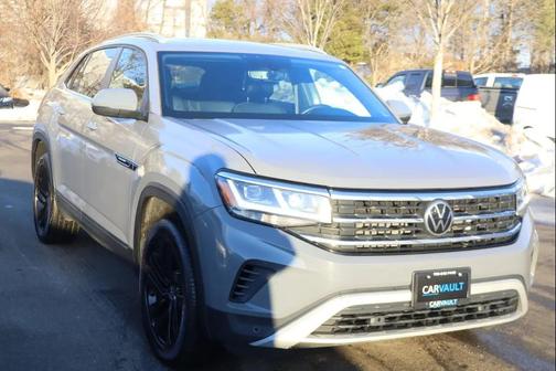 2021 Volkswagen Atlas Cross Sport 2.0T SE w/Technology
