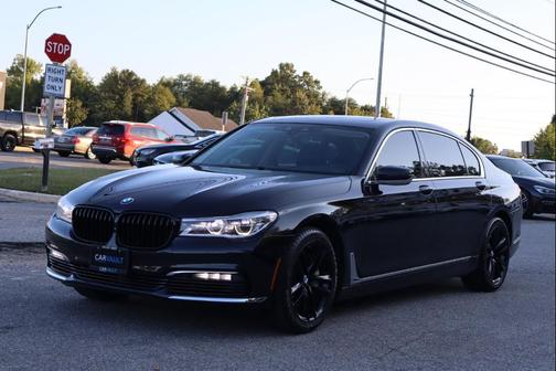 2016 BMW 750 i xDrive
