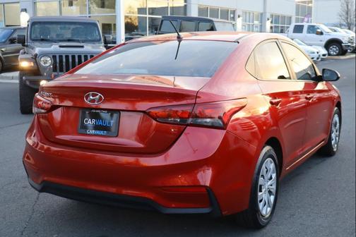 2022 Hyundai Accent SE