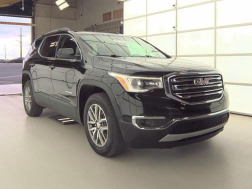 2019 GMC Acadia SLE-2