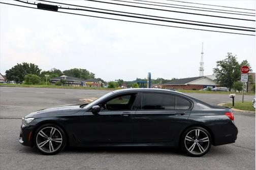 2019 BMW 740 740i 4D Sedan