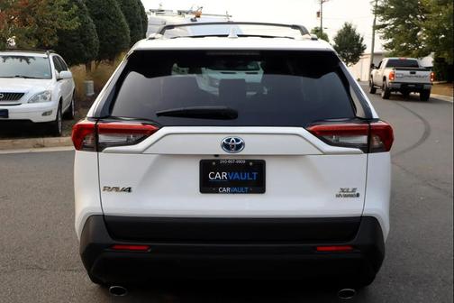 2019 Toyota RAV4 Hybrid XLE