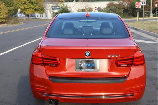 2017 BMW 330 330i 4D Sedan