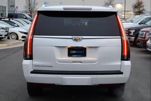 2016 Cadillac Escalade ESV Premium