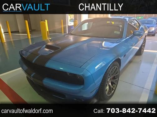 B5 Blue Pearlcoat 2016 Dodge Challenger SRT 392