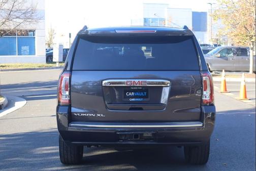 2017 GMC Yukon XL Denali