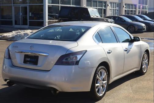 2012 Nissan Maxima S