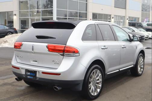2013 Lincoln MKX Base