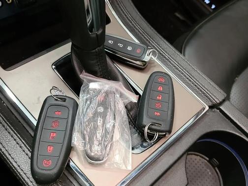 2013 Lincoln MKX Base