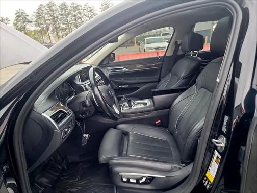 2016 BMW 750 i xDrive
