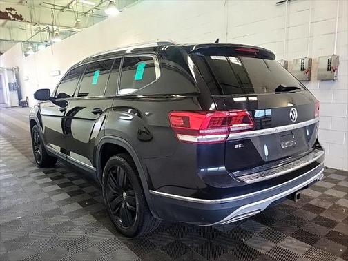 2018 Volkswagen Atlas 3.6L SEL Premium