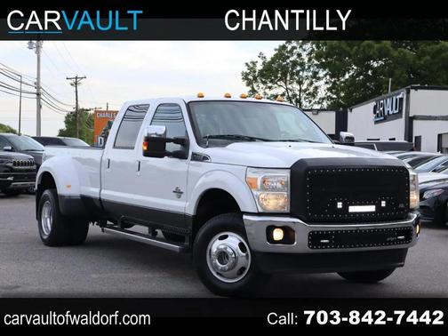 White 2016 Ford F-350 Lariat