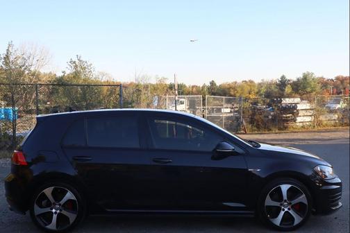 2016 Volkswagen Golf GTI 2.0T S 4-Door