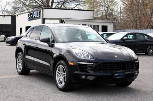 2018 Porsche Macan Base