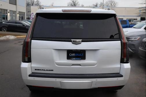 2016 Cadillac Escalade ESV Platinum