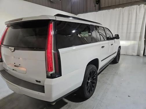 2016 Cadillac Escalade ESV Platinum