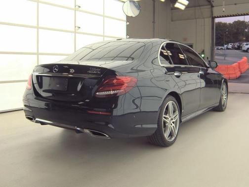 2017 Mercedes-Benz E-Class E 300 4MATIC