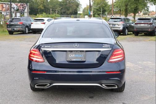 2017 Mercedes-Benz E-Class E 300 4MATIC